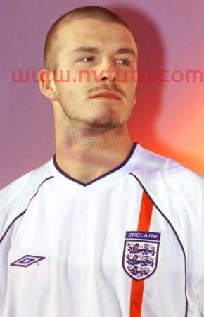 请问这个英格兰足球队的球员是谁 (英格兰足球队26号图片)