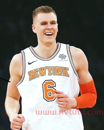 说一下我心中最强的NBA现役中锋都有谁 (最强nba中锋都有谁)