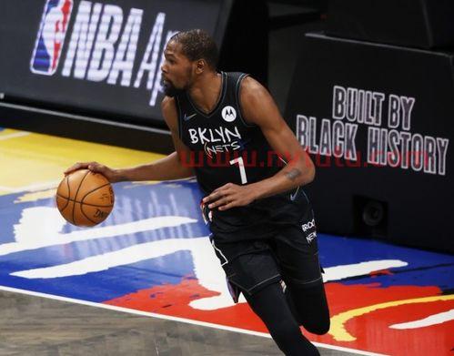 联盟第1 杜兰特场均34.8分 评论员 他是地球上最好的球员(杜兰特带伤出战总决赛得分)