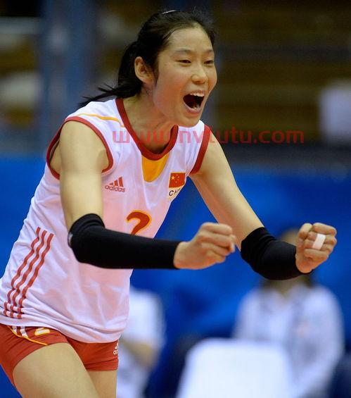 中国女排队朱婷身高特长(中国女排主攻手朱婷的身高是195米)